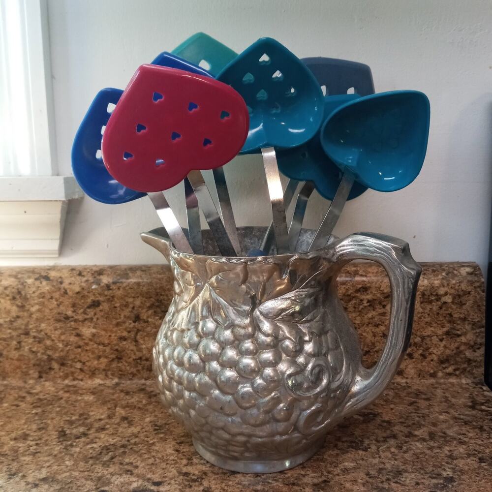 VTG Four Star Spatula Collection 8ct Plastic Slotted 1989 Heart Kitchen Decor